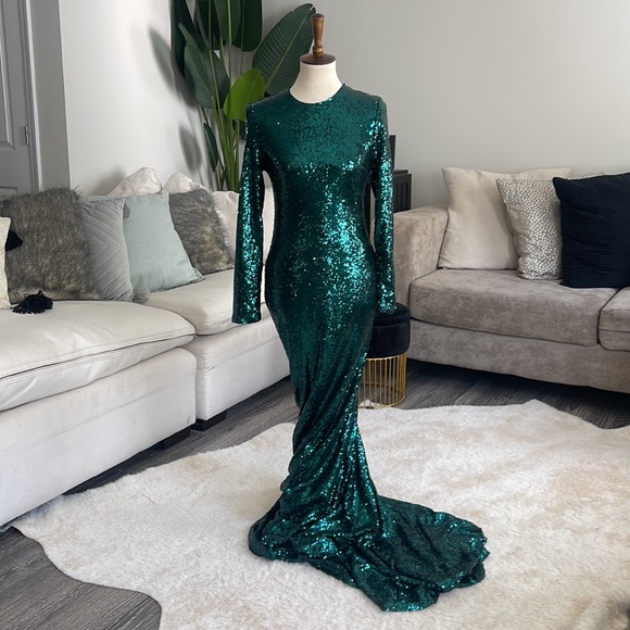 Dresses & Skirts - Backless green sequin formal dress with train